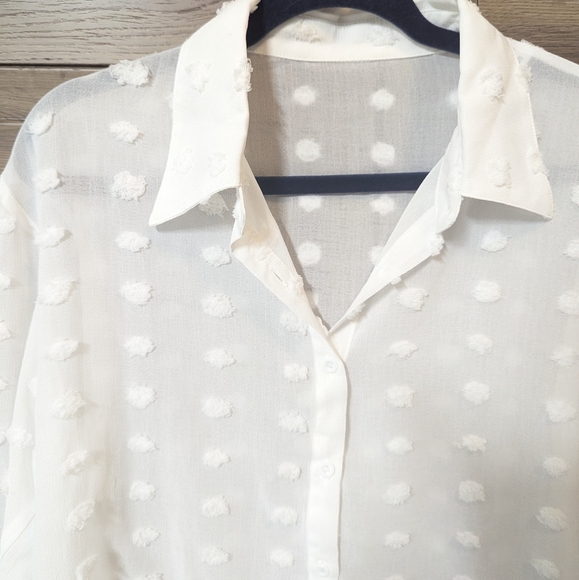 Button up elegant white top lightweight see throw size S loose style NWOT blouse - Picture 4 of 6